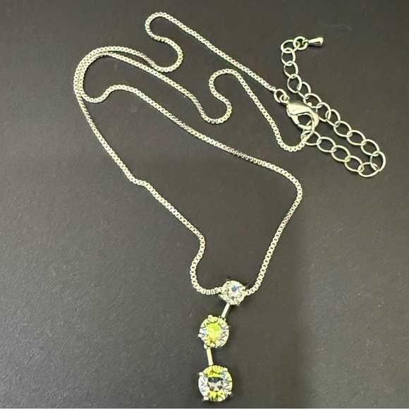 Unsigned Silver-tone Iridescent AB Crystal Drop Pendant 16” Necklace 6g. - Picture 5 of 14